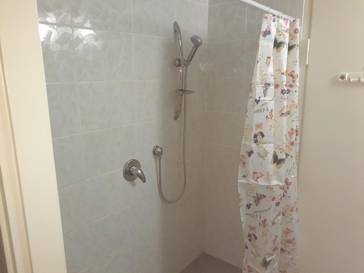 Apartamento 3 Stairs Only To Cozy Flat On Hillel St Haifa Exterior foto