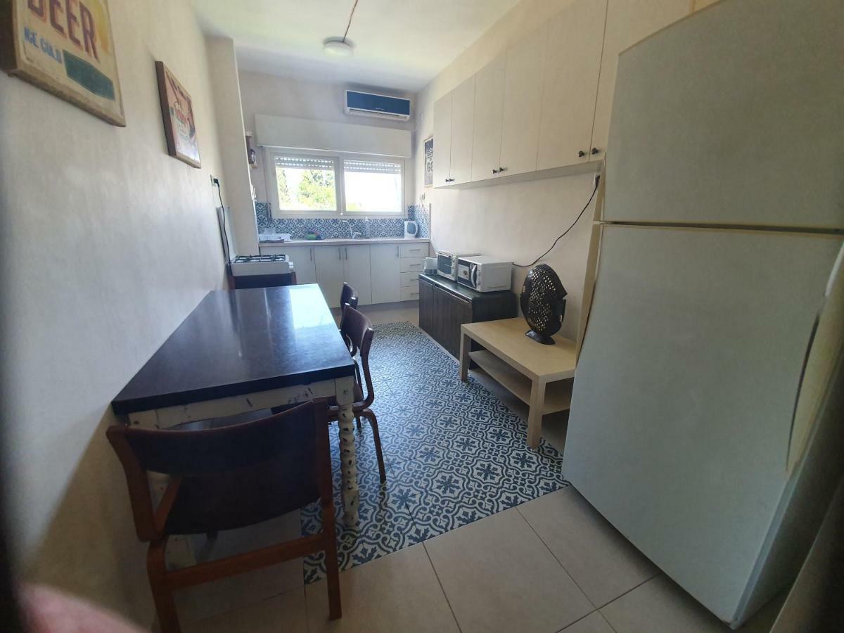 Apartamento 3 Stairs Only To Cozy Flat On Hillel St Haifa Exterior foto