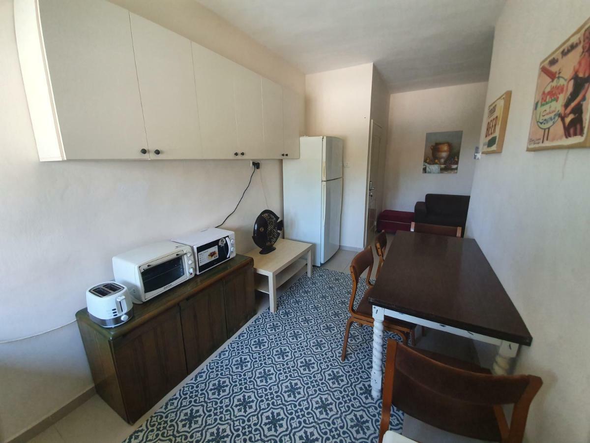 Apartamento 3 Stairs Only To Cozy Flat On Hillel St Haifa Exterior foto