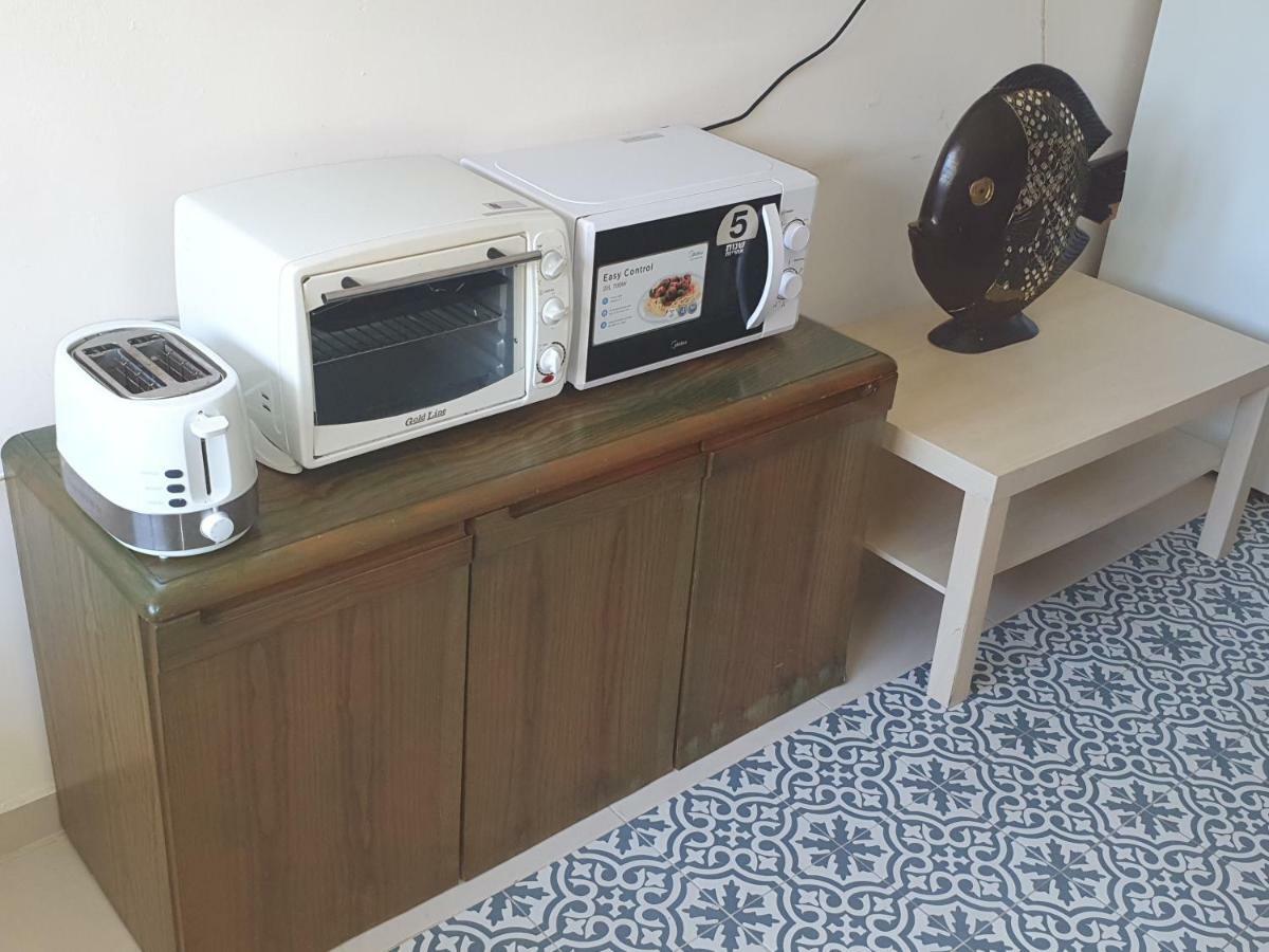 Apartamento 3 Stairs Only To Cozy Flat On Hillel St Haifa Exterior foto